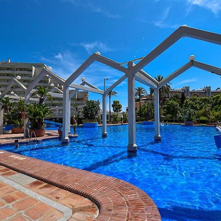 Benal Beach, Luxury Sea & Mountain View Beachside 1 Bedroom Apartment Benalmádena Exteriör bild