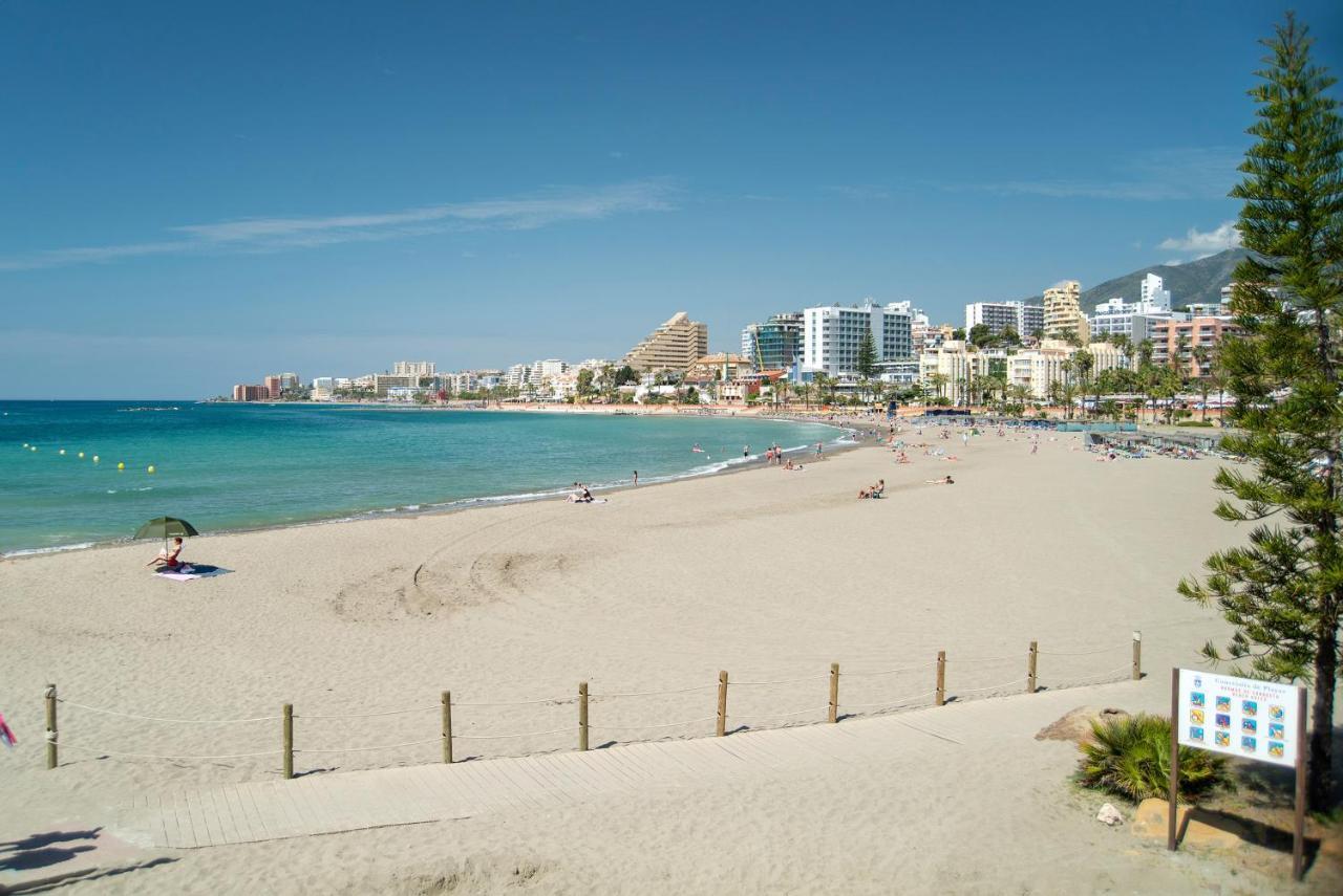 Benal Beach, Luxury Sea & Mountain View Beachside 1 Bedroom Apartment Benalmádena Exteriör bild