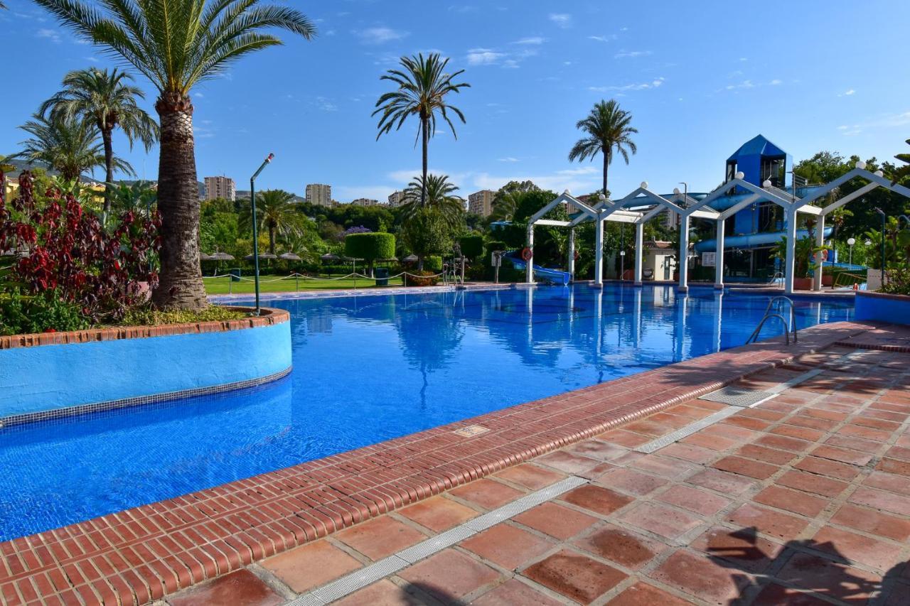 Benal Beach, Luxury Sea & Mountain View Beachside 1 Bedroom Apartment Benalmádena Exteriör bild