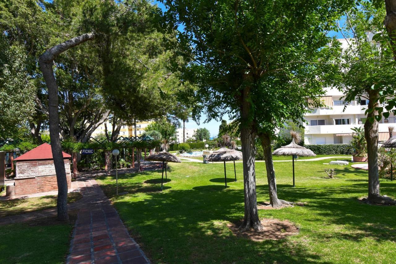Benal Beach, Luxury Sea & Mountain View Beachside 1 Bedroom Apartment Benalmádena Exteriör bild