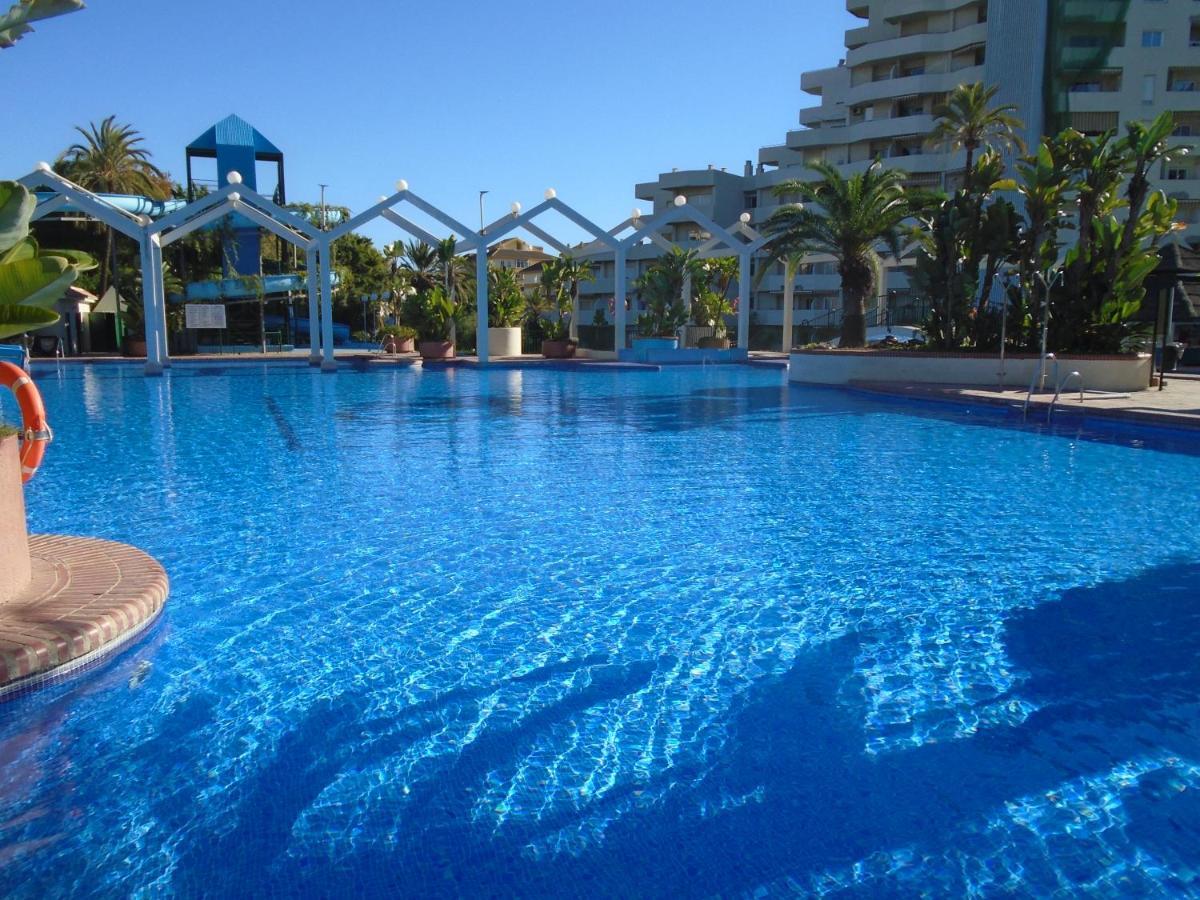 Benal Beach, Luxury Sea & Mountain View Beachside 1 Bedroom Apartment Benalmádena Exteriör bild