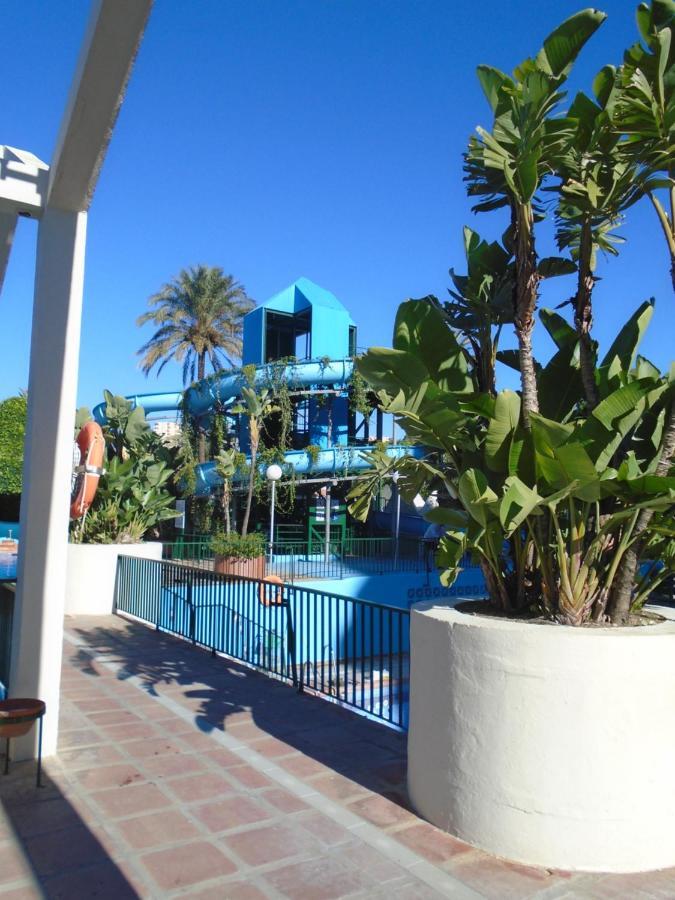 Benal Beach, Luxury Sea & Mountain View Beachside 1 Bedroom Apartment Benalmádena Exteriör bild
